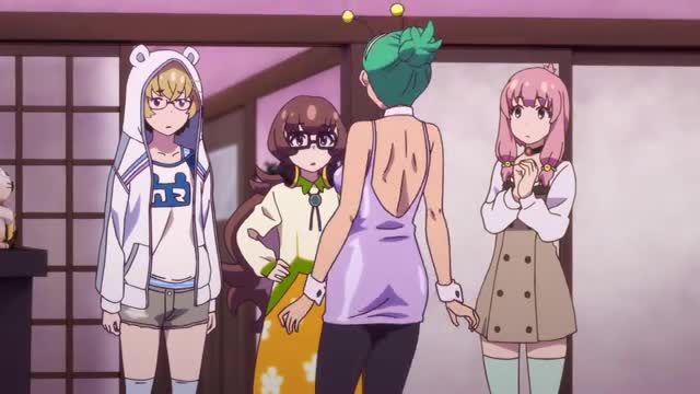 Assistir Punch Line  Episódio 4 - Possuída Pelas Listras